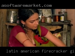 Latin American girl for good time Firecracker.